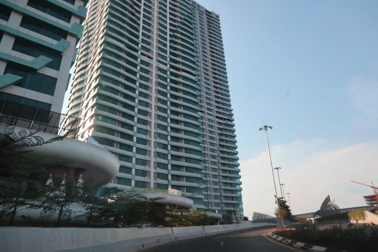 Apartemen Grand Kamala Lagoon Studio By Bonzela Property Bekasi Exterior photo